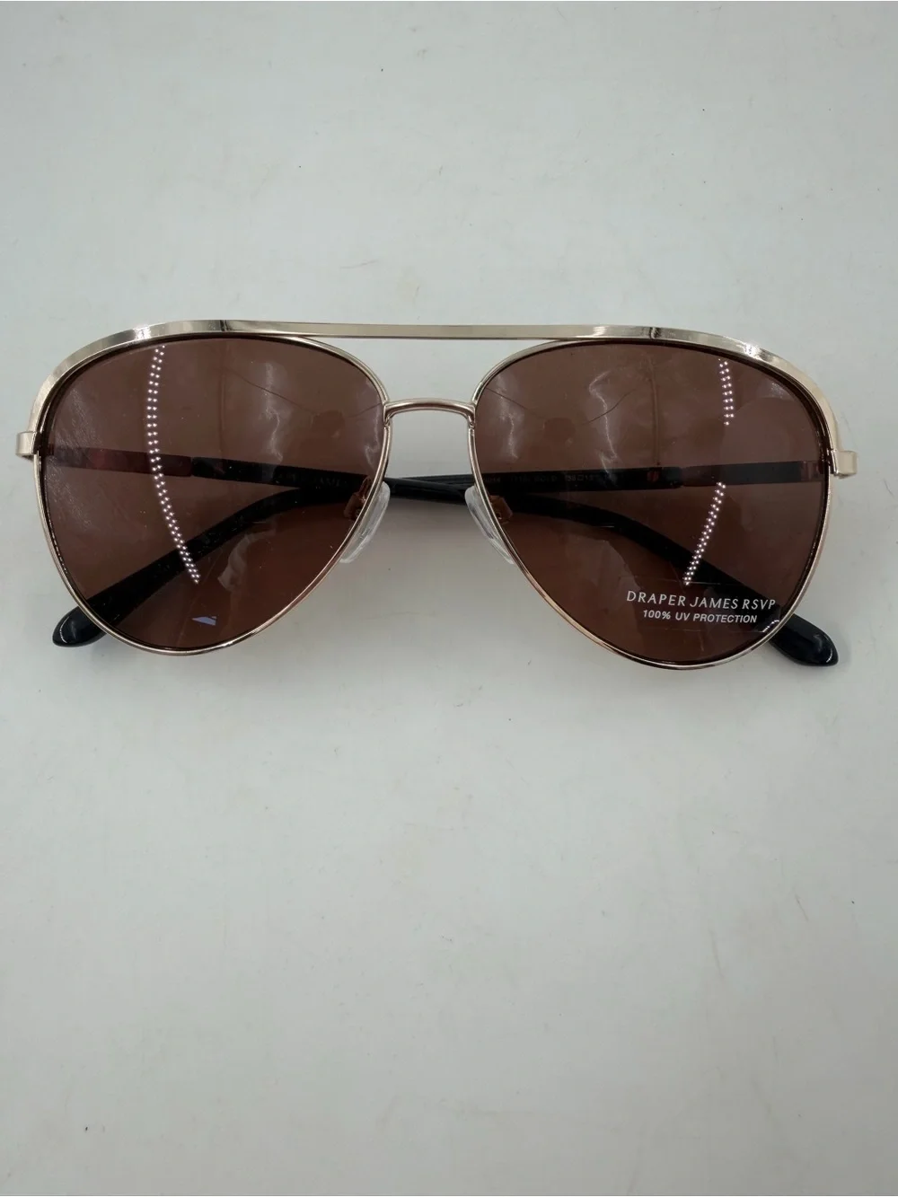 Draper James Women’s Gold Tone Aviator Sunglasses Brown Gradient Lens Brow Bar